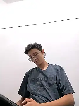 SantiagoRusso18 online show from 01-12-26, 12:05