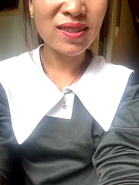 Snapshot of tuyetnhi-00 chatting on 09-12-25, 05:07 tuyetnhi-00 online show from 09-12-25, 05:07