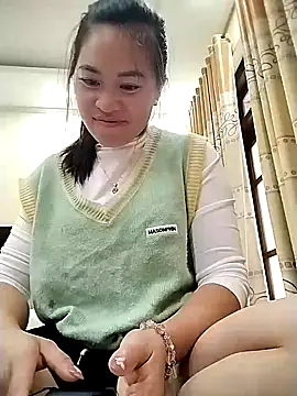 Snapshot of tuyetnhi-00 chatting on 11-05-25, 12:43 tuyetnhi-00 online show from 11-05-25, 12:43