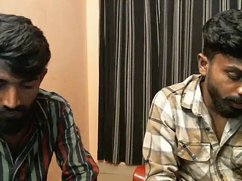 Snapshot of indianbighard21 chatting on 06-14-26, 05:15 indianbighard21 online show from 06-14-26, 05:15