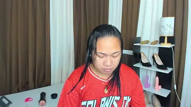 TsUncutKaren online show from 09-18-25, 11:23