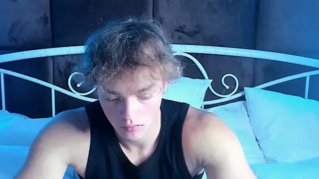 ChaseMuscular online show from 10-08-25, 04:15