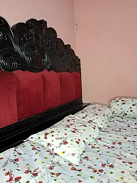 ariya-03 online show from 11-19-25, 07:36