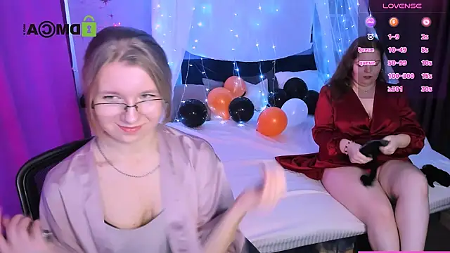 Snapshot of gloria_bubble chatting on 10-30-25, 10:06 gloria bubble online show from 10-30-25, 10:06