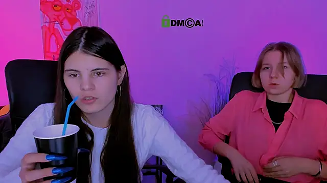 Snapshot of gloria_bubble chatting on 12-15-25, 07:51 gloria bubble online show from 12-15-25, 07:51