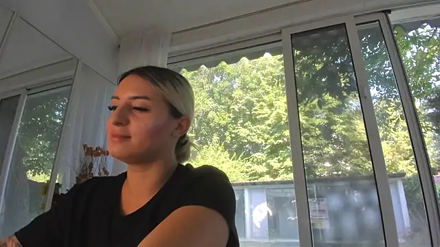 Ella Vee online show from 07-17-26, 06:31
