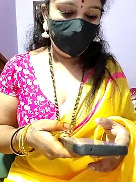 luci-queen online show from 09-29-25, 05:23