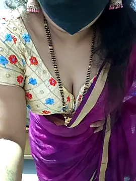 luci-queen online show from 10-14-25, 04:46