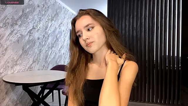 Anna Dominator online show from 10-14-25, 05:36