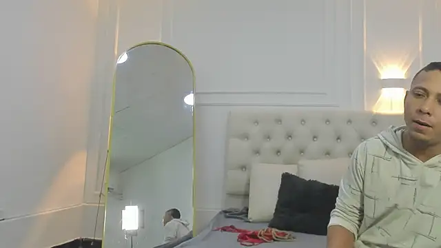 charlotte dante212 online show from 04-13-26, 03:56