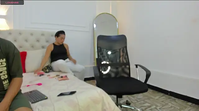 charlotte dante212 online show from 05-12-26, 04:09