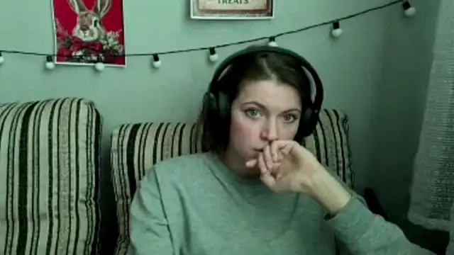 CutieAnny online show from 01-13-26, 06:08