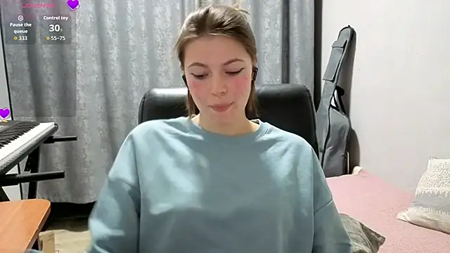 Snapshot of CutieAnny chatting on 06-01-26, 10:55 CutieAnny online show from 06-01-26, 10:55