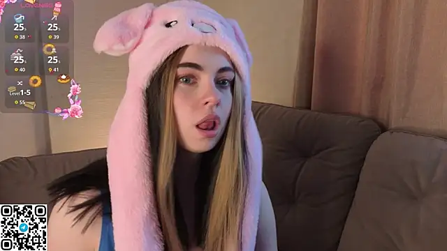 EvaBlimey online show from 12-16-25, 07:02