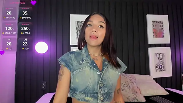 Manelyk evanss  online show from 04-29-26, 01:15