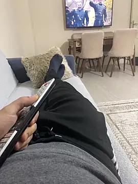 banuemre28 online show from 12-03-25, 05:00