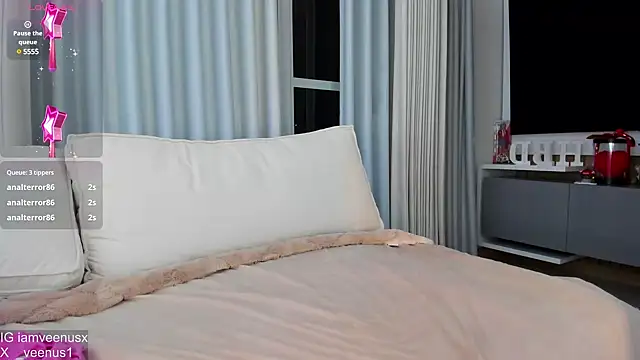 Snapshot of _veenus chatting on 01-20-25, 02:22 veenus online show from 01-20-25, 02:22