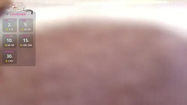 Snapshot of emycarver09 chatting on 11-10-25, 12:15 emycarver09 online show from 11-10-25, 12:15