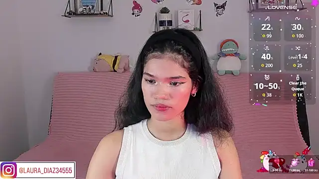 emycarver09 online show from 03-10-26, 12:43