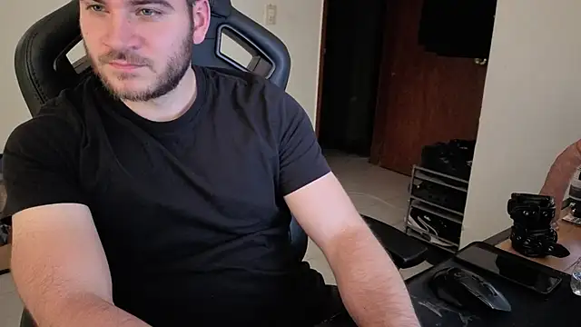 Paul00474 online show from 09-23-25, 03:20