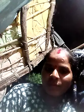 Snapshot of Sapna_cutt chatting on 09-13-25, 07:13 Sapna cutt online show from 09-13-25, 07:13