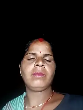 Snapshot of Sapna_cutt chatting on 09-20-25, 03:57 Sapna cutt online show from 09-20-25, 03:57