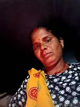 Snapshot of Sapna_cutt chatting on 10-05-25, 02:48 Sapna cutt online show from 10-05-25, 02:48