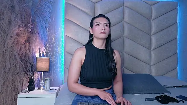 samiradoll online show from 10-05-25, 04:00