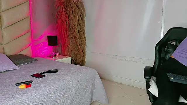 samiradoll online show from 12-15-25, 03:33