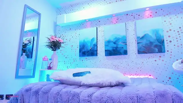 ArianaSantana online show from 09-26-25, 01:37