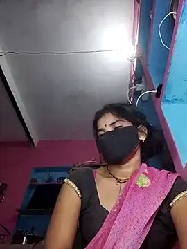 Snapshot of Rashili_jaan chatting on 10-19-25, 10:54 Rashili jaan online show from 10-19-25, 10:54