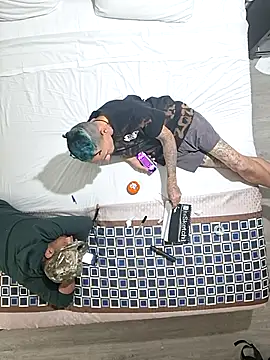 Snapshot of DrewTheTOP chatting on 11-20-25, 12:05 DrewTheTOP online show from 11-20-25, 12:05