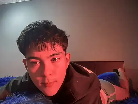 Snapshot of ivy_xo chatting on 09-12-25, 04:23 ivy xo online show from 09-12-25, 04:23