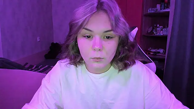 Sophi gi online show from 10-18-25, 12:28