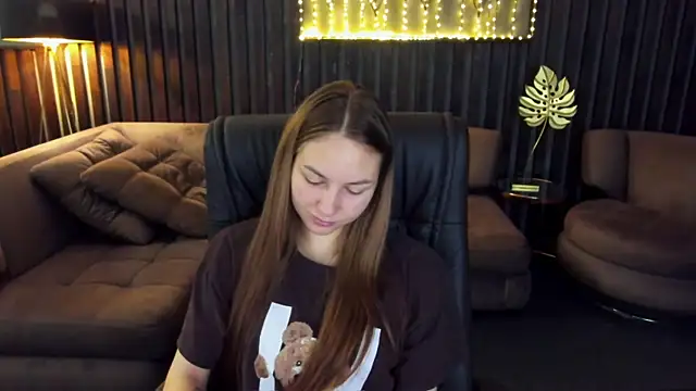 MilaAddams online show from 07-08-26, 05:34