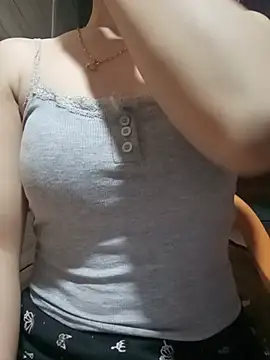 LucyyLy online show from 08-02-26, 10:52