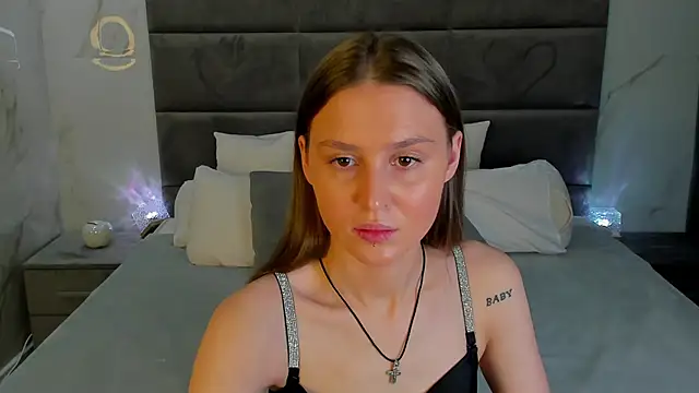 Snapshot of sasha__meow chatting on 11-17-25, 07:25 sasha meow online show from 11-17-25, 07:25