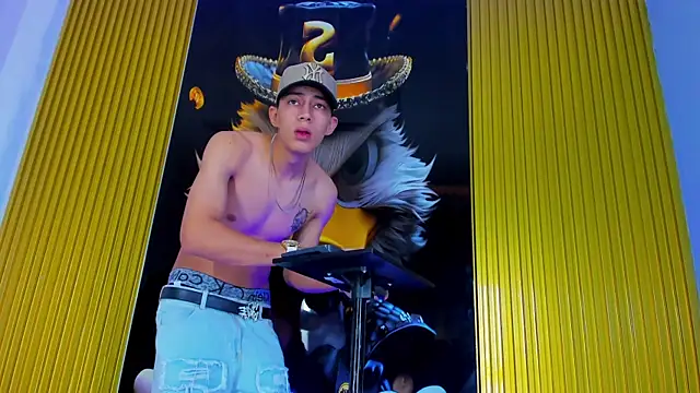 Dante Brown1  online show from 11-12-25, 09:14