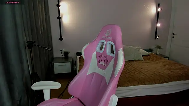 Belle Wa1ker online show from 11-09-25, 01:04