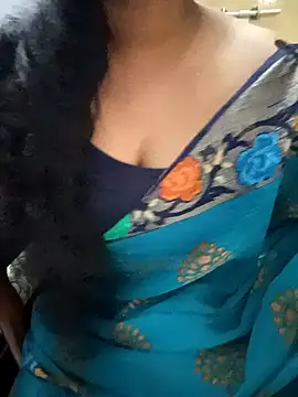 Snapshot of Mis_Sree chatting on 10-13-25, 07:08 Mis Sree online show from 10-13-25, 07:08