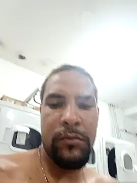 PauMolao85 online show from 12-18-25, 10:05