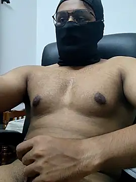 Snapshot of Rockky79 chatting on 04-24-26, 05:04 Rockky79 online show from 04-24-26, 05:04