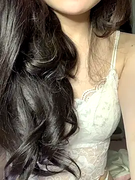 swallow-nice online show from 12-16-25, 02:44