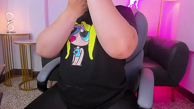 Snapshot of Miss_Francheska chatting on 12-02-25, 11:59 Miss Francheska online show from 12-02-25, 11:59