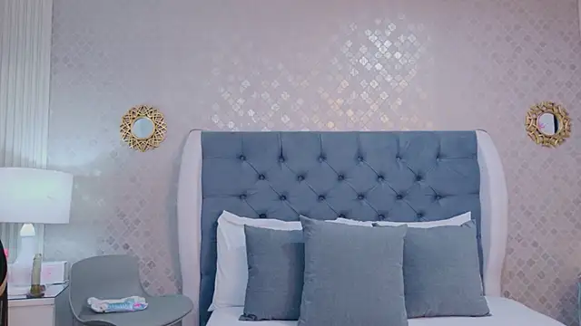 ZoeWilliis online show from 05-28-26, 12:35
