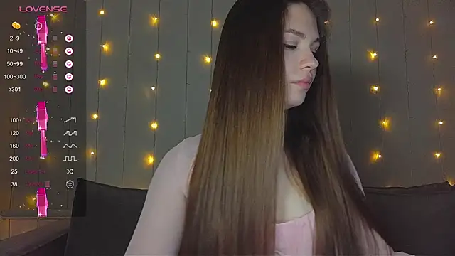 Snapshot of nature_starlight chatting on 11-04-25, 12:04 nature starlight online show from 11-04-25, 12:04