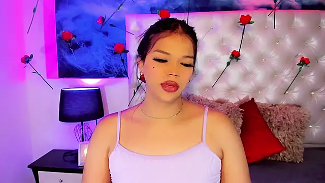 Valeria Swett  online show from 02-19-26, 09:00