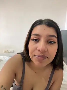  Chloe Smith online show from 02-19-26, 05:20