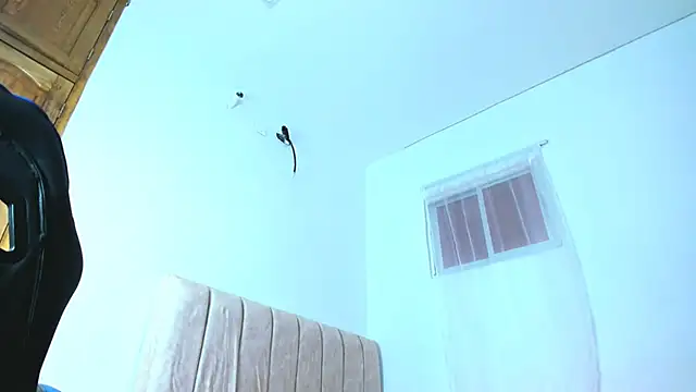 Snapshot of magic_mike_26 chatting on 10-12-25, 12:59 magic mike 26 online show from 10-12-25, 12:59