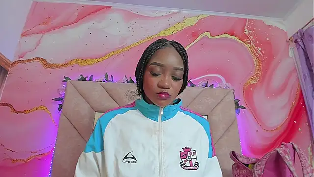 Taylor oriana  online show from 09-27-25, 11:04